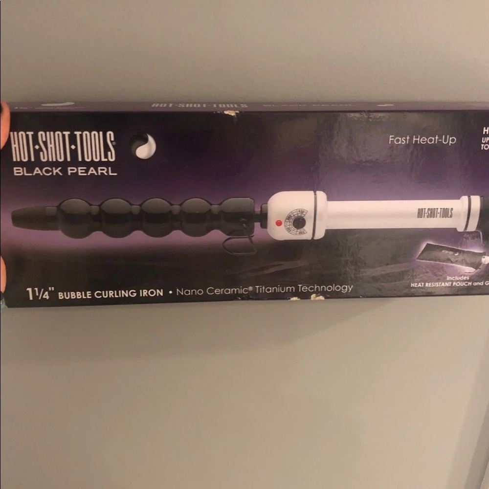 Hot Tools bubble curling iron NWT